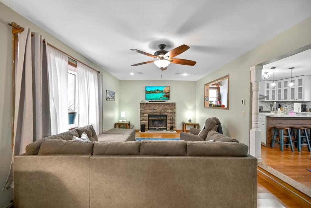 Poconos Peaceful Retreat - Families & Large Groups Villa Tobyhanna Bagian luar foto