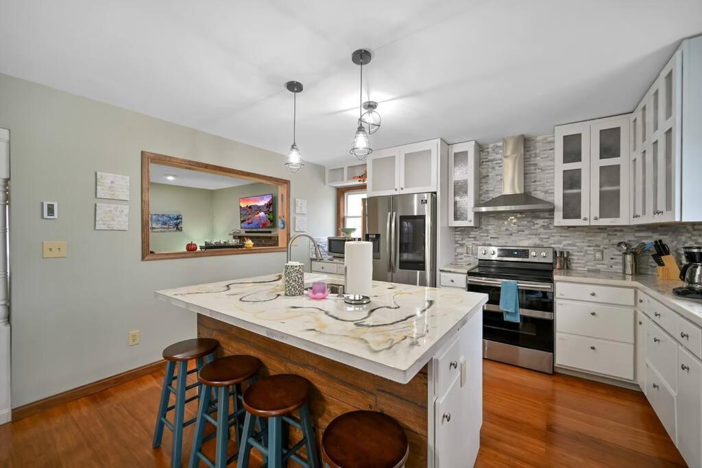 Poconos Peaceful Retreat - Families & Large Groups Villa Tobyhanna Bagian luar foto